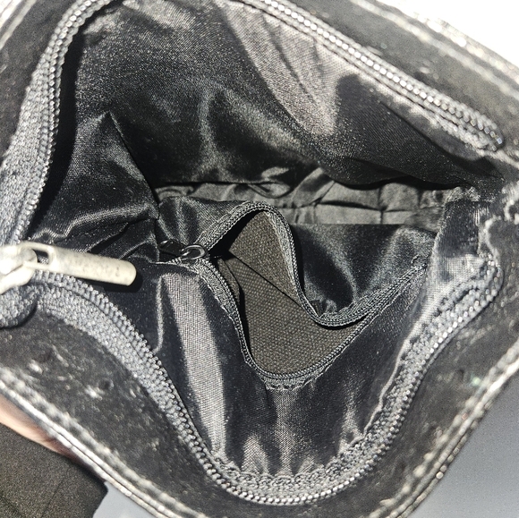 Sold - Picture 4 of 8